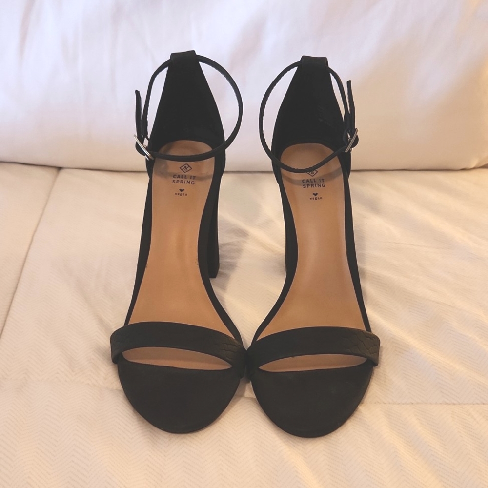 Women's Dress Sandals - Picture 5 of 5